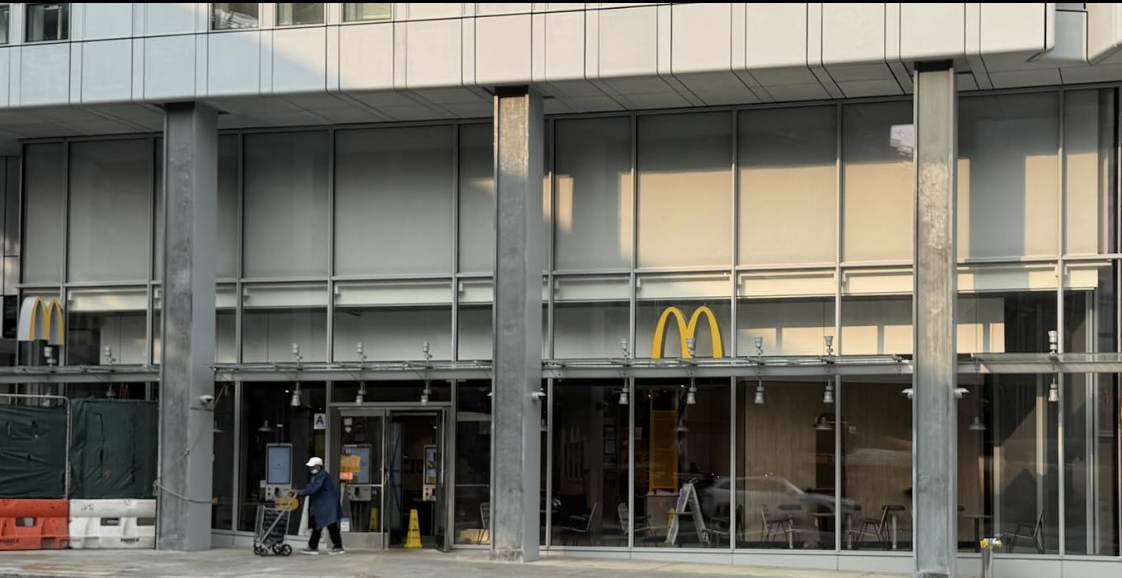 McDonald's storefront — location 2